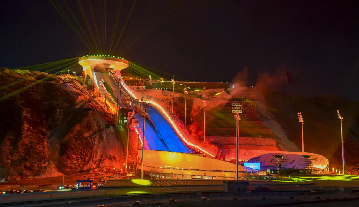 Pemandangan Pusat Ski Jumping Nasional di Chongli, Kota Zhangjiakou, Provinsi Hebei, China, 20 Desember 2020. (Xinhua/Yang Shiyao)