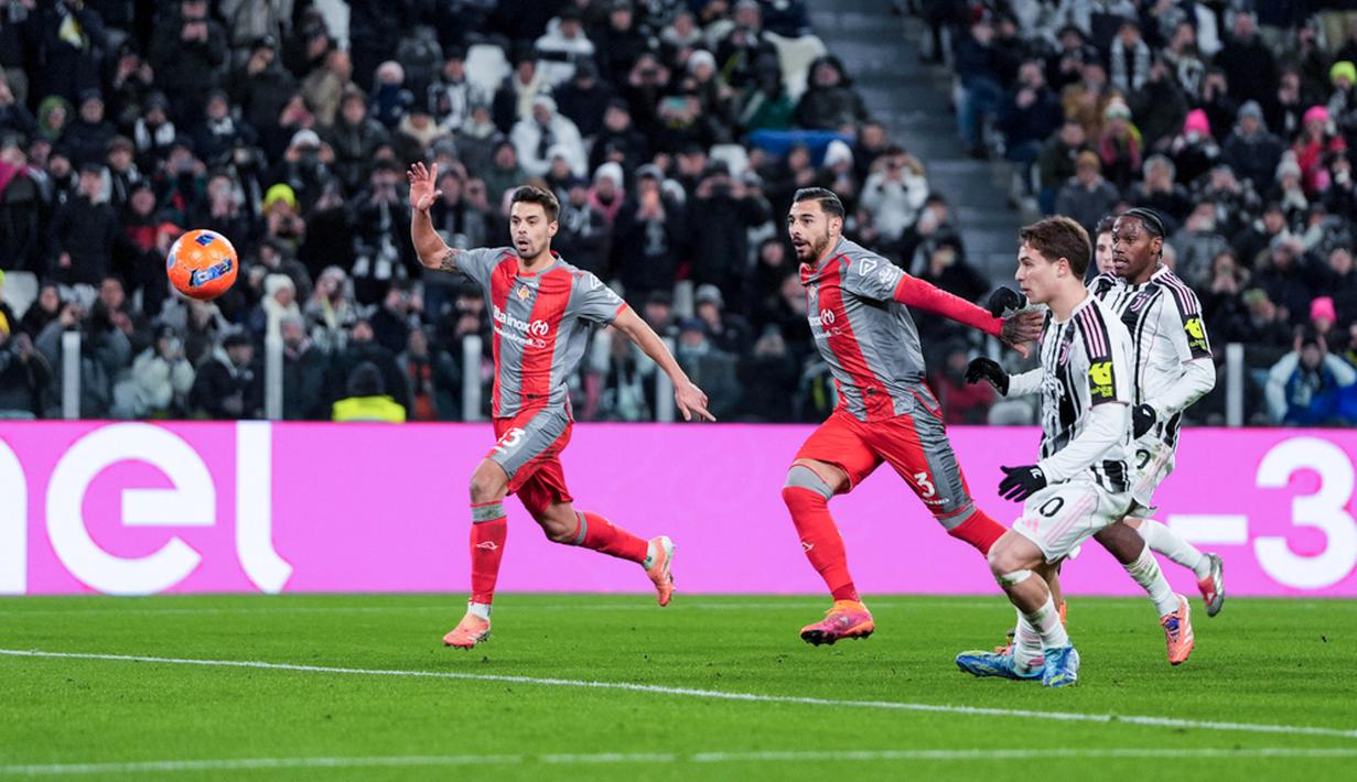 Sementara Cremonese masih bertengger di posisi ke-13 dengan perolehan 22 poin. (Fabio Ferrari/LaPresse via AP)