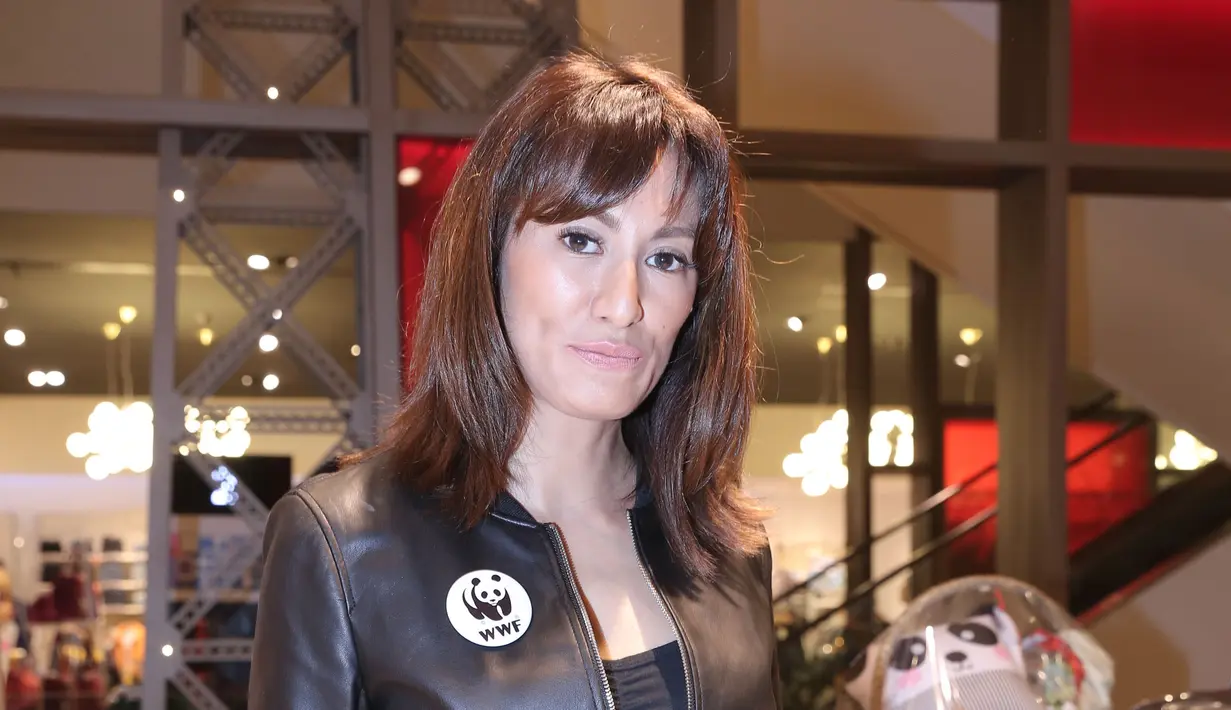 Aktris dan model Davina Veronica terus melakukan kampanye terkait lingkungan. Seperti diketahui, Devina aktif dalam mengkampanyekan kekerasan terhadap hewan. (Galih W. Satria/Bintang.com)