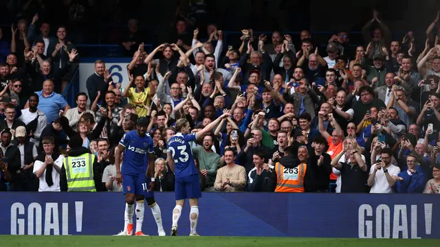 Selebrasi pemain Chelsea ketika menghajar West Ham di lanjutan Liga Inggris