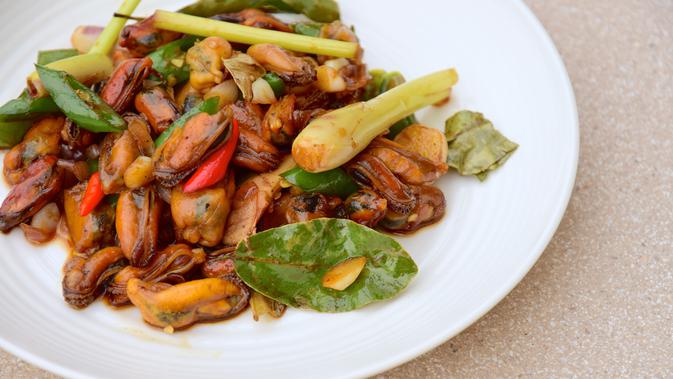 Resep Tumis kerang Hijau Pedas Manis - Lifestyle Fimela.com