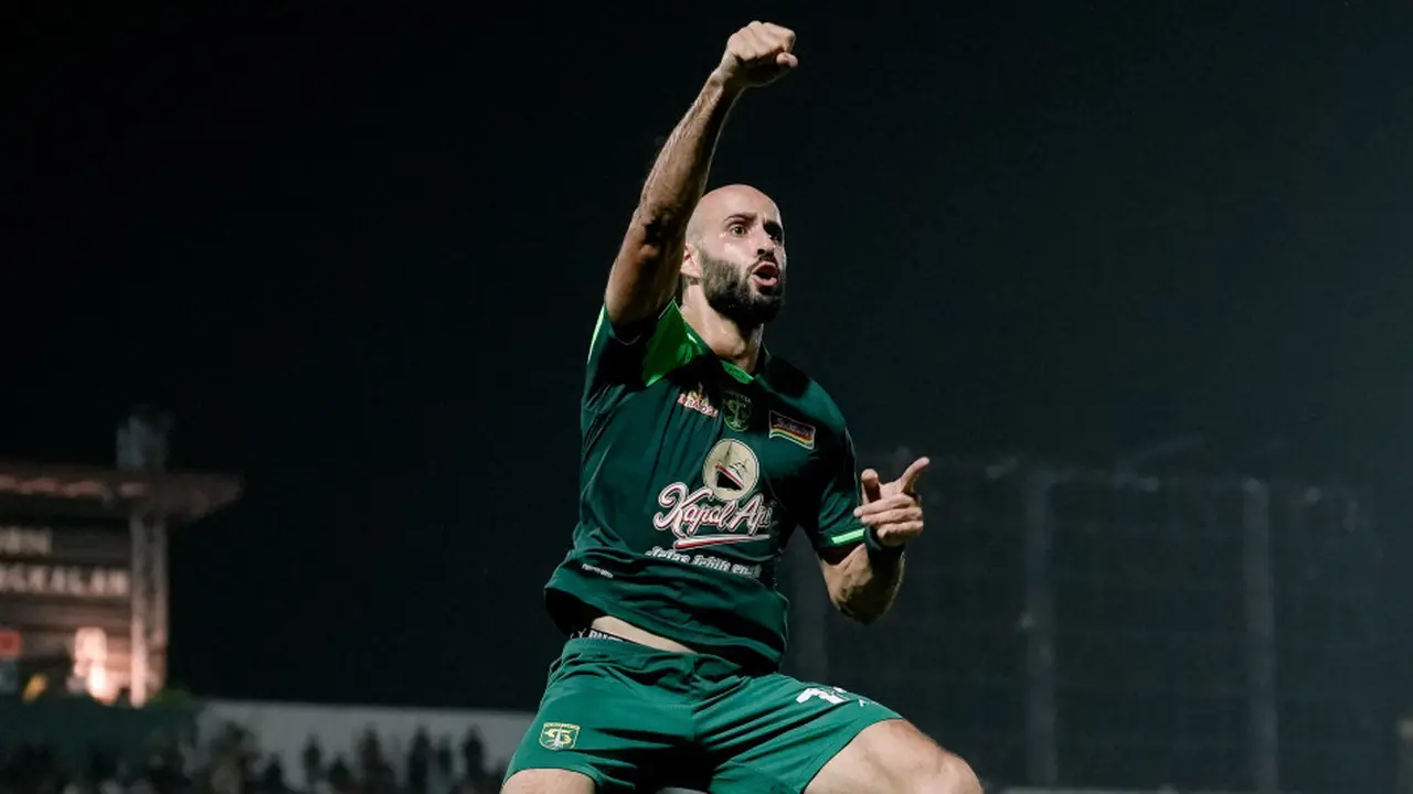 Gelandang Persebaya Surabaya, Mohammed Rashid.