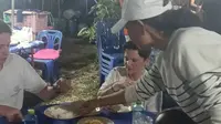 Video Viral Turis Pesan Makan di Rumah Duka, Dikira Food Court