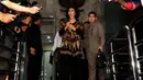 Menteri Kelautan dan Perikanan, Susi Pudjiastuti usai melakukan pertemuan dengan KPK, Jakarta. Foto diambil pada Senin (10/11/2014). (Liputan6.com/Miftahul Hayat)