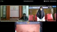 Suasana sidang secara online yang dilakukan Pengadilan Negeri Garut, Kejaksaan dan terdakwa yang berada di rutan/lapas Garut, Jawa Barat. (Liputan6.com/Jayadi Supriadin)