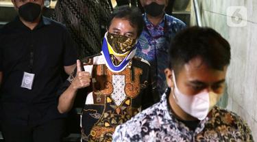 Momen Saat Mantan Menpora Roy Suryo Digiring ke Ruang Tahanan Polda Metro Jaya