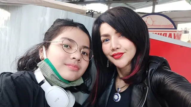 Ubah Gaya Rambut Jadi Hitam, Ini 6 Potret Babie Kumalasari Bikin Pangling