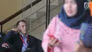 Presiden Direktur Lippo Cikarang, Toto Bartholomeus menunggu pemeriksaan di Gedung KPK, Jakarta, Jumat (9/11). Toto kembali diperiksa sebagai saksi untuk tersangka Kepala Dinas Pemadam Kebakaran Pemkab Bekasi Sahat MBJ Nahor. (Merdeka.com/Dwi Narwoko)