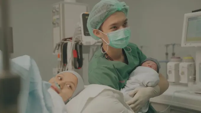 Rey Mbayang - Dinda Hauw