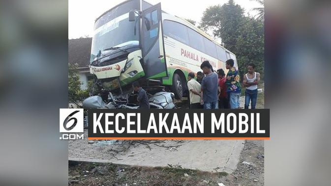 VIDEO: 1 Orang Tewas di Kecelakaan Lalu Lintas Lampung