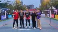 Mohammad Ahsan dan Liliyana Natsir usai mengikuti fun badminton game sebagai rangkaian dari acara Vidio Sports Festival di Plaza Timur, Senayan, Sabtu (18/10/2025) sore WIB. (Liputan6.com/Melinda Indrasari)