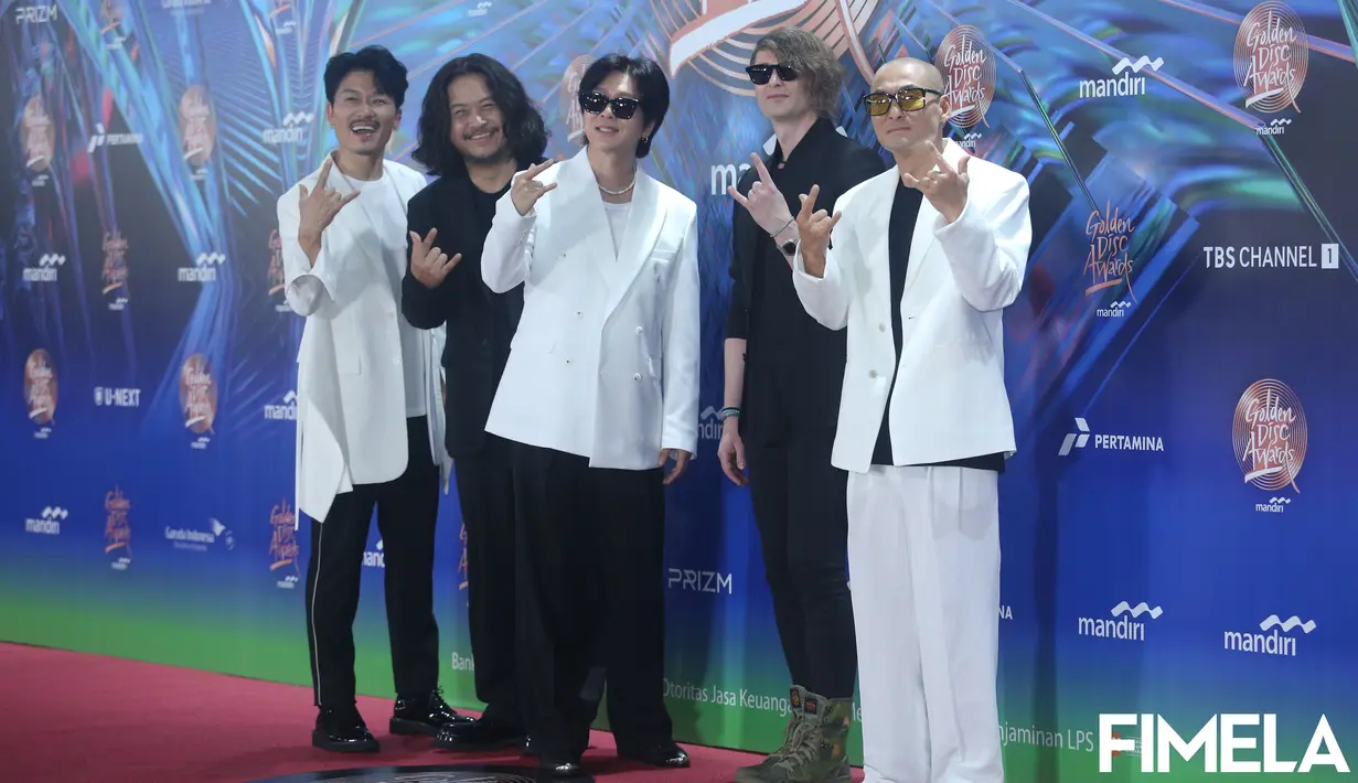 <p>YB di red carpet Golden Disc Awards 2024 yang digelar di Jakarta, Sabtu (6/1/2024). [Foto: Bayu Herdianto/Fimela]</p>