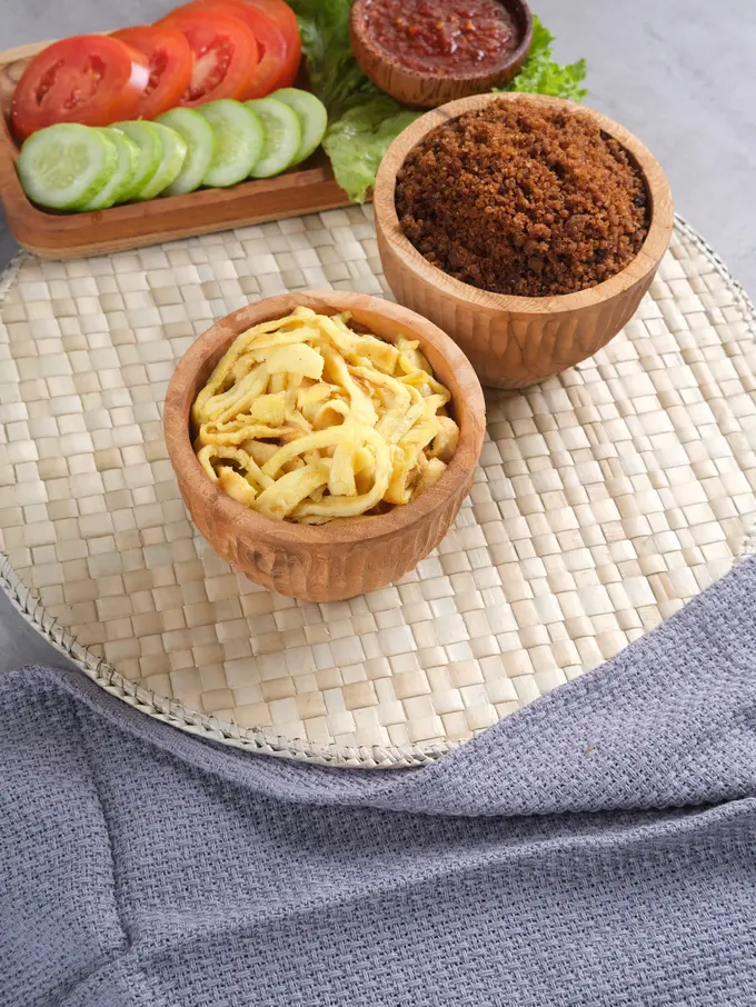 telur dadar rawis