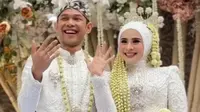 6 Potret Perjalanan Cinta Fajar Alfian dan Firly Assyifa, dari Tunangan hingga Menikah