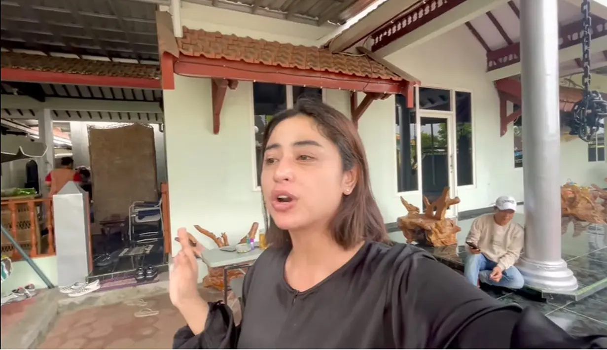 Rumah Dewi Perssik (Youtube/DEWI PERSSIK)