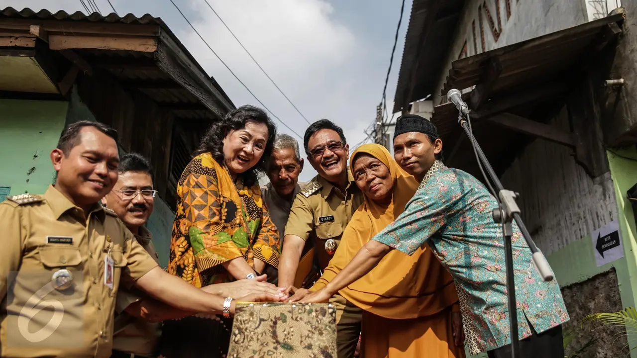 Djarot Resmikan Program Bedah Rumah di Cilincing