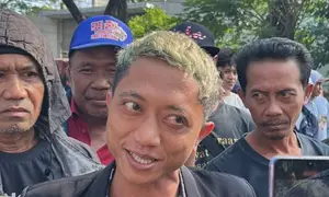 Husein di sela-sela persidangan pembacaan eksepsi Bupati Pati nonaktif Sudewo di Pengadilan Tindak Pidana Korupsi (Tipikor) Semarang, Senin (22/6/2026). (Liputan6.com/ Dok Ist)