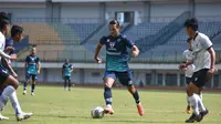 BRI Liga 1: Robert Alberts Promosikan 2 Pemain Persib U-20 ke Tim Senior