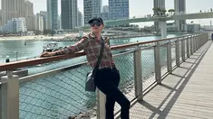 Donna Agnesia mengunggah momen saat liburannya di Dubai. Melalui akun Instagram, ia terlihat mengunjungi ke berbagai tempat wisata ikonik di Dubai. (Liputan6.com/IG/@dagnesia)