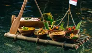 Menilik Jejak Maritim Nenek Moyangku Seorang Pelaut dari Menu Di Atas Rakit Bambu