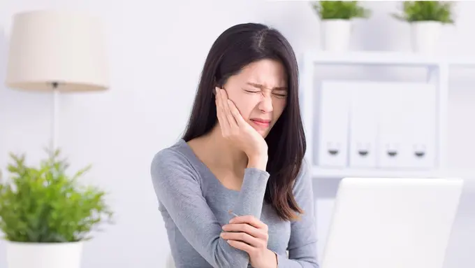 Jangan Sampai Masalah Gigi dan Mulut Mengganggu Momen Penting Ini, Masih Malas Melakukan Perawatan?