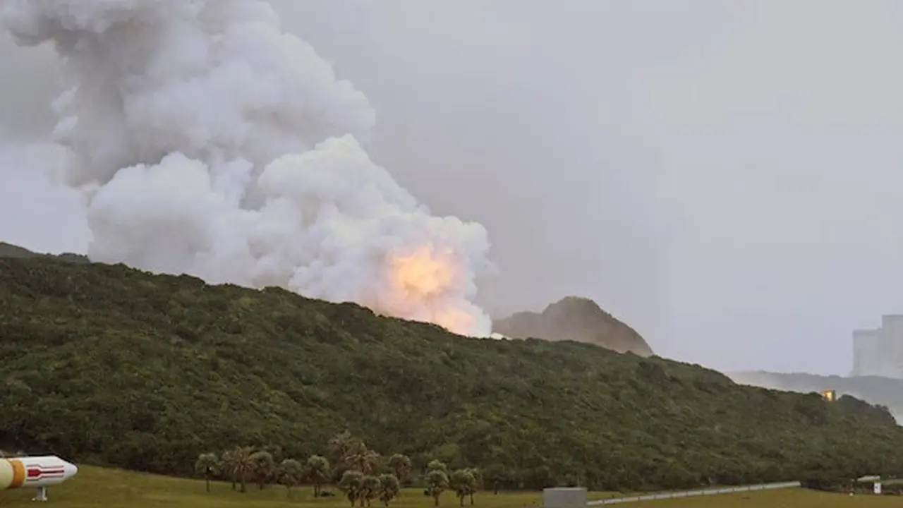Kebakaran besar terjadi pada hari Selasa (26/11/2024) di lokasi Japan space agency atau Badan Antariksa Jepang saat menguji roket berbahan bakar padat Epsilon S. (Kyodo News)