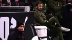 Pemain AC Milan, Zlatan Ibrahimovic saat berada di bangku cadangan dalam pertandingan lanjutan pekan ke-22 Serie A musim 2022/2023 melawan Torino yang berlangsung di San Siro, Milan, Sabtu (11/2/2023) dini hari WIB. Zlatan Ibrahimovic untuk pertama kalinya masuk dalam daftar susunan pemain AC Milan musim 2022/2023. (AFP/Marco Bertorello)