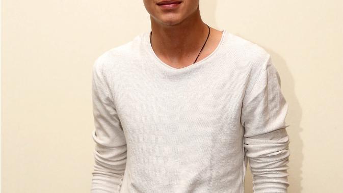 Puasa, Adipati Dolken Banyak 'Nganggur' - Celeb Bintang.com