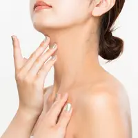 ilustrasi cara mengobati benjolan di leher/kei907/shutterstock