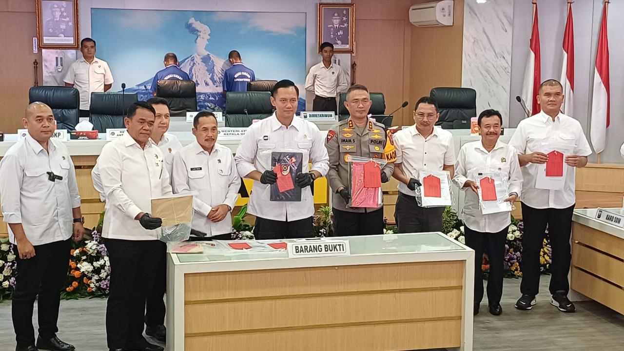 Satgas Mafia Tanag Jatim mengamankan 5 tersangka di Banyuwangi dan Pasuruan. (Istimewa)