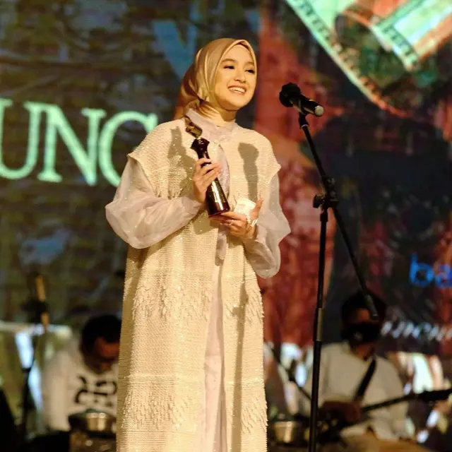 6 Artis Ini Sabet Penghargaan Pertama Kali di Tahun 2021, Ukir Prestasi
