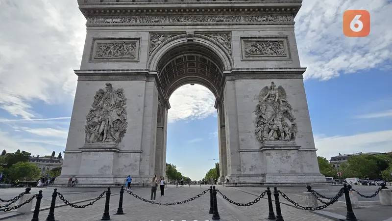 Arc de Triomphe