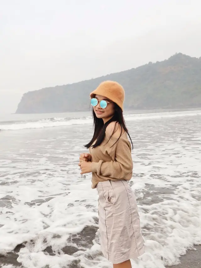 6 Potret Liburan Penyanyi Dangdut Tasya Rosmala, Makin Memesona