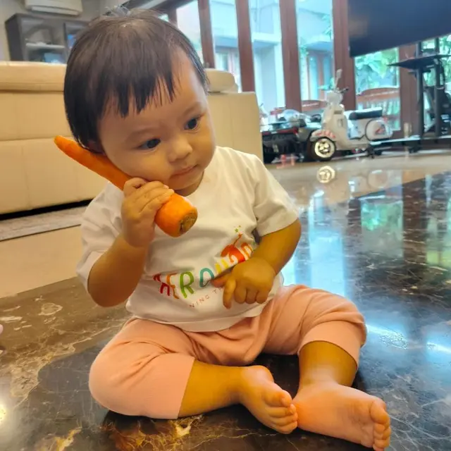 Baby Ameena. (Foto: Dok. Instagram @krisdayantilemos)