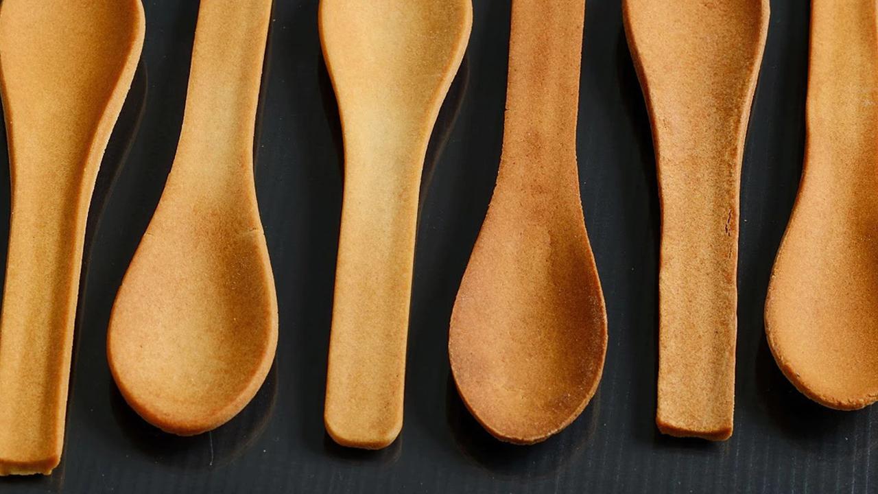 Sendok bakeys yang bisa dimakan