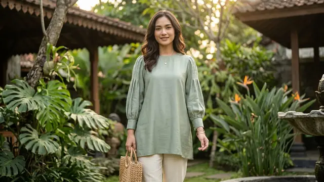 Model Atasan Wanita Lengan Puff Simple tapi Beri Kesan Elegan