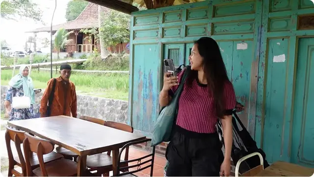 8 Potret Indah Permatasari Ajak Mertua Liburan ke Jogja, Jadi Impian Sejak Dulu