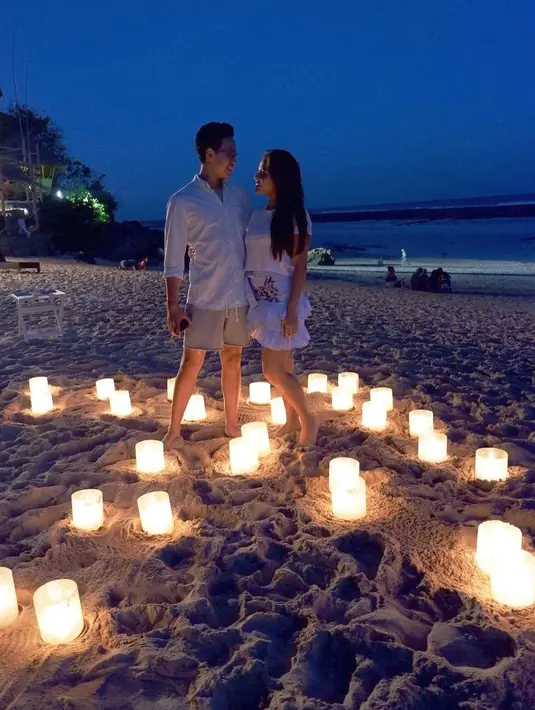 Sebagai ibu, Ashanty melihat hal positif dari hubungan yang dijalin anaknya dengan laki-laki yang akrab disapa Bani. Menurutnya, terdapat banyak perubahan yang terjadi dari diri Aurel. (Instagram/rabbanizaki)