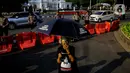 Aktivis dan pegiat hak asasi manusia sekaligus penggagas Aksi Kamisan, Maria Catarina Sumarsih mengikuti aksi Kamisan yang ke-836 di depan Istana Negara, Kamis (17/10/2024). (Liputan6.com/Angga Yuniar)