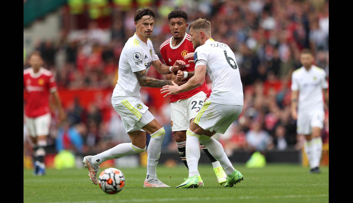 Dari sisa 18 menit sisa pertandingan, Sancho yang didatangkan dari Borrusia Dortmund dengan nilai transfer 85 juta Euro belum bisa berbuat banyak untuk klub dan hanya mampu membuat 13 operan. (Foto: AFP/Adrian Dennis)
