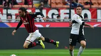 Milan Coba Tukar Pazzini dengan Okaka