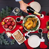 Tips sederhana menikmati hidangan Natal dan Tahun Baru tanpa rasa bersalah dengan tetap menjaga keseimbangan makan. (Foto: timolina/Freepik)