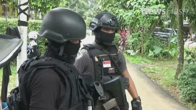NEWS FLASH: Polri Siapkan Strategi Putus Jalur Komando Bahrun Naim