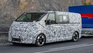 Kia PV7 Muncul Jelang Debut, Bodi Bongsornya Jadi Sorotan