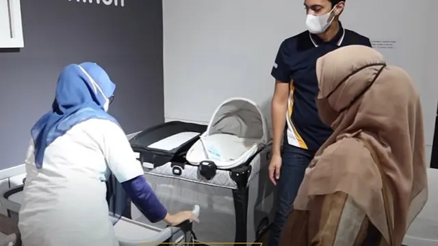 6 Momen Vebby Palwinta dan Suami Belanja Perlengkapan Bayi, Seru