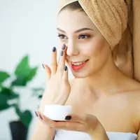 ilustrasi cara mengatasi milia secara alami/Yuriy Maksymiv/shutterstock