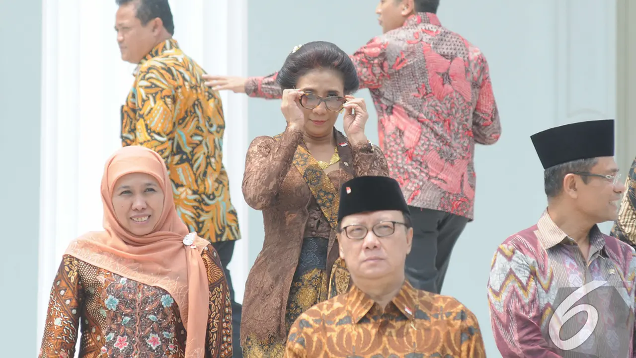 Jokowi-JK Berfoto Bersama Menteri Kabinet Kerja