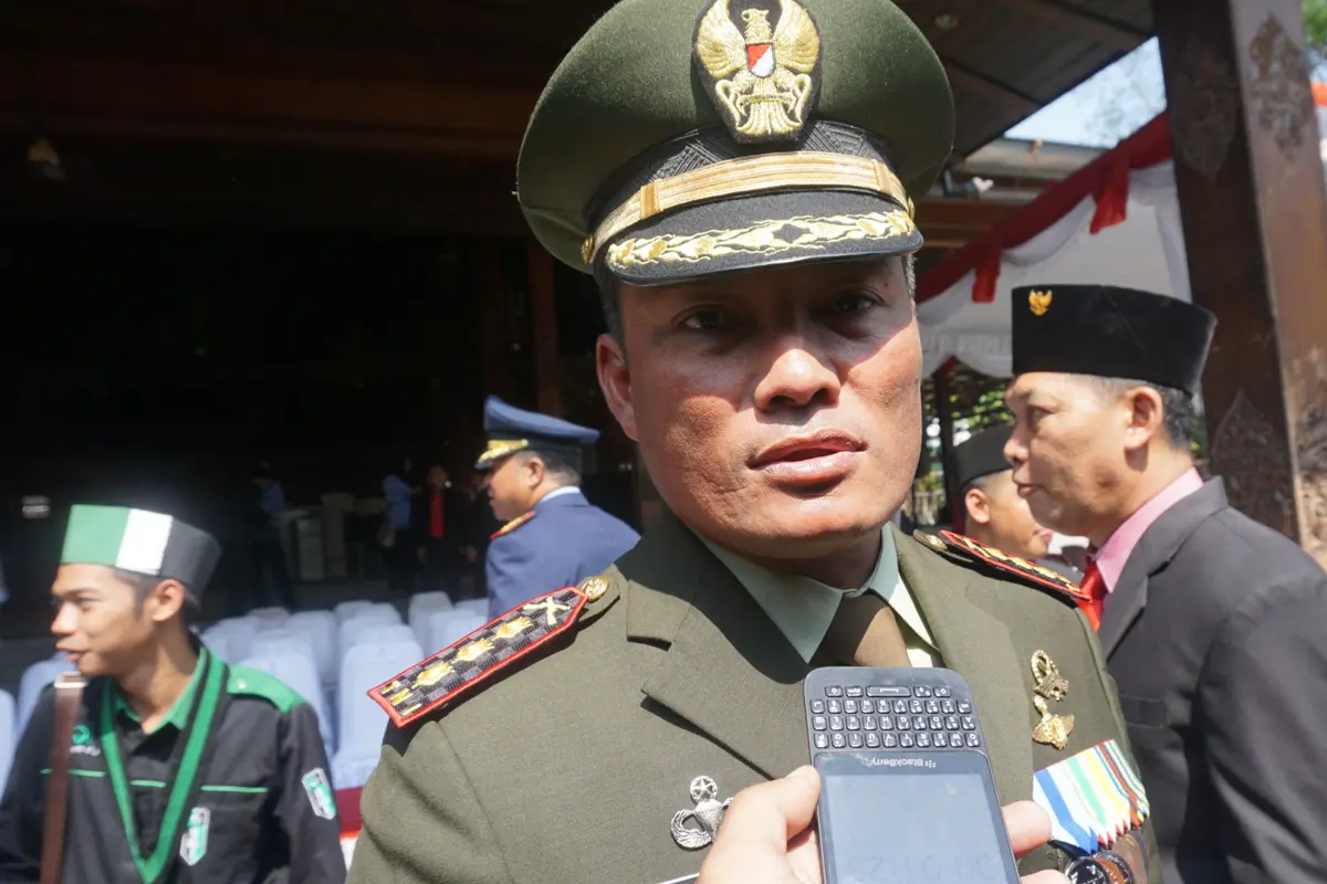 Sambut Hari Pahlawan, Eks Ajudan Jokowi Ajak Nobar Gratis