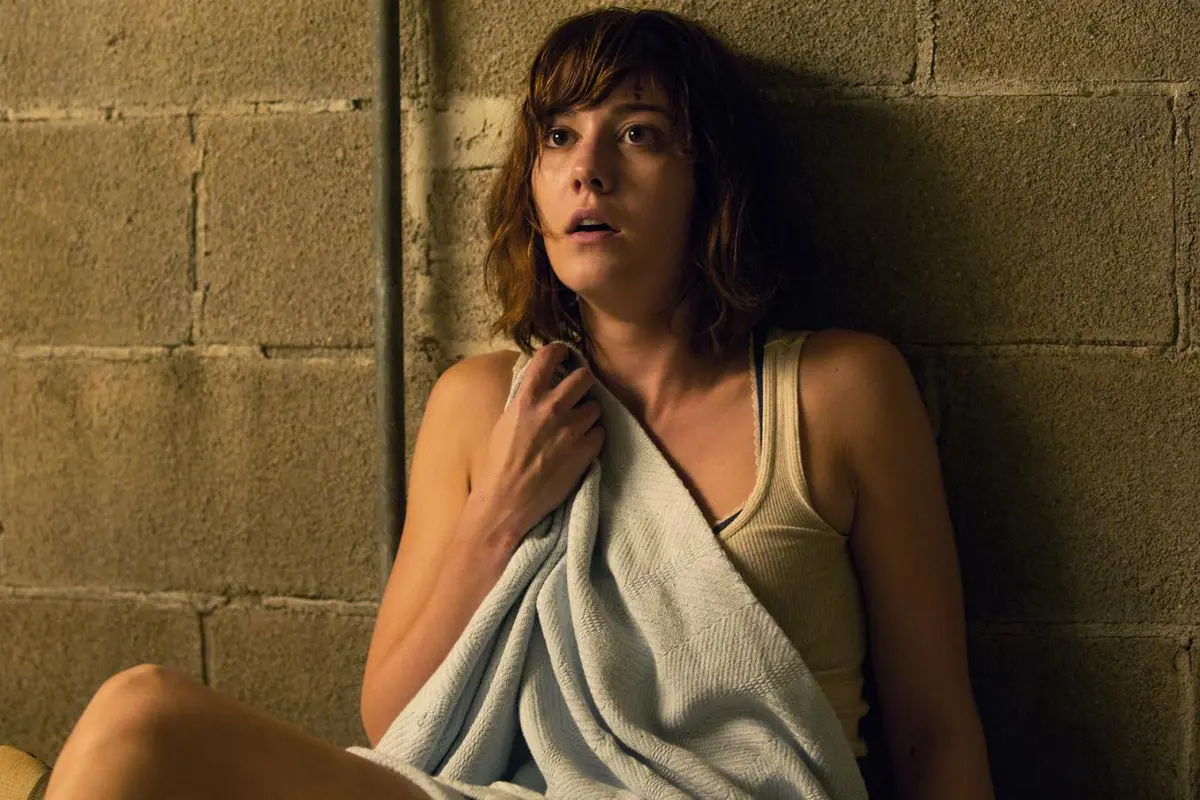 [Bintang] 10 Cloverfield Lane