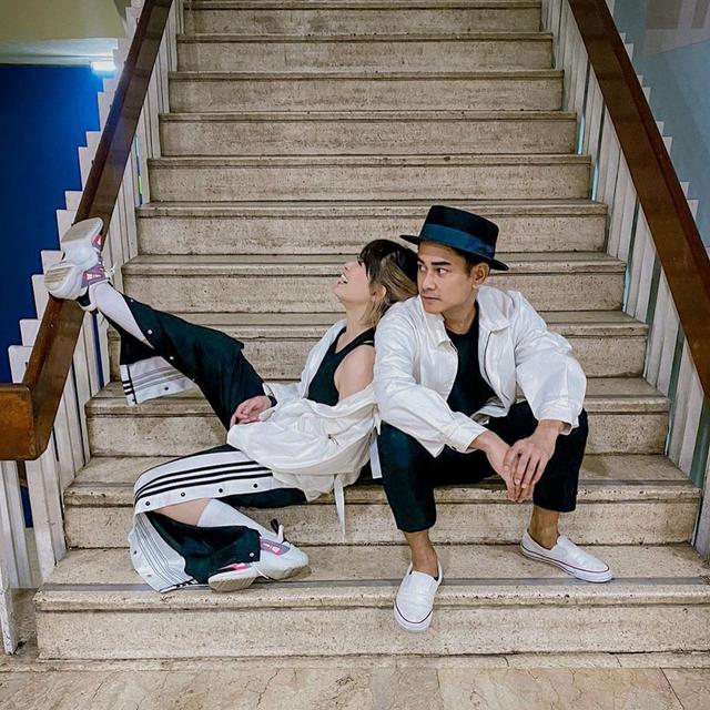 Didoakan Balikan, Ini 6 Potret Kedekatan Chika Jessica dan Dwi Andhika